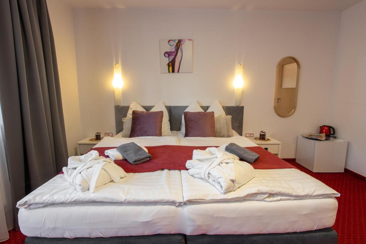 Wellness & Restaurant U Fandy Hotel Lhotka  Luaran gambar